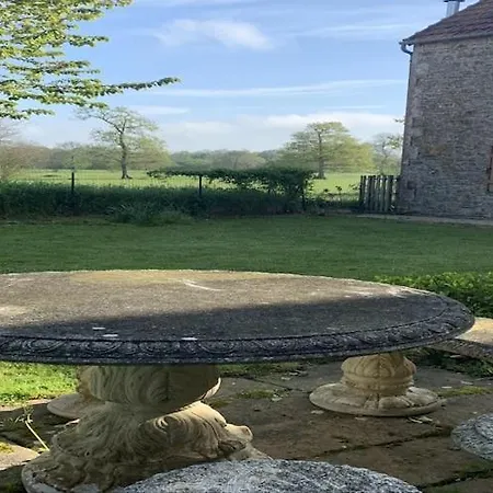 Tranquil In Normandy, Cleaning Included Holiday home *
